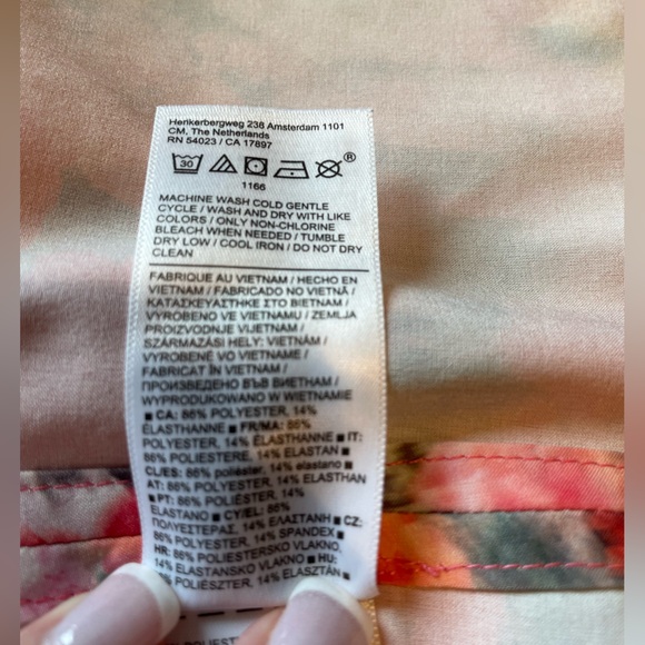 Athleta Zephyr Refined Tank - Pink Floral - Picture 7 of 8